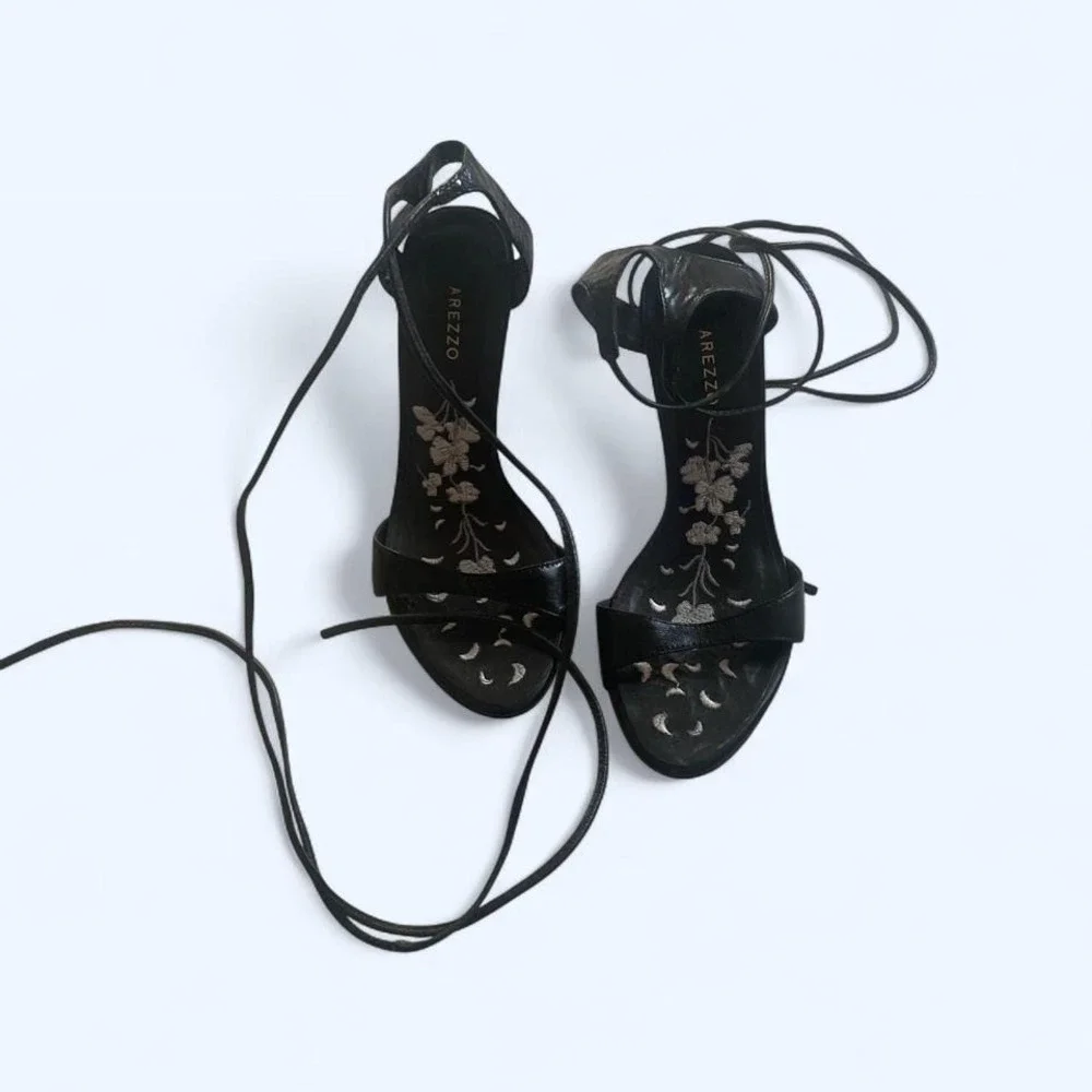 Arezzo black strappy leather Y2K heels with floral embroidered soles size 4 - Picture 1 of 7